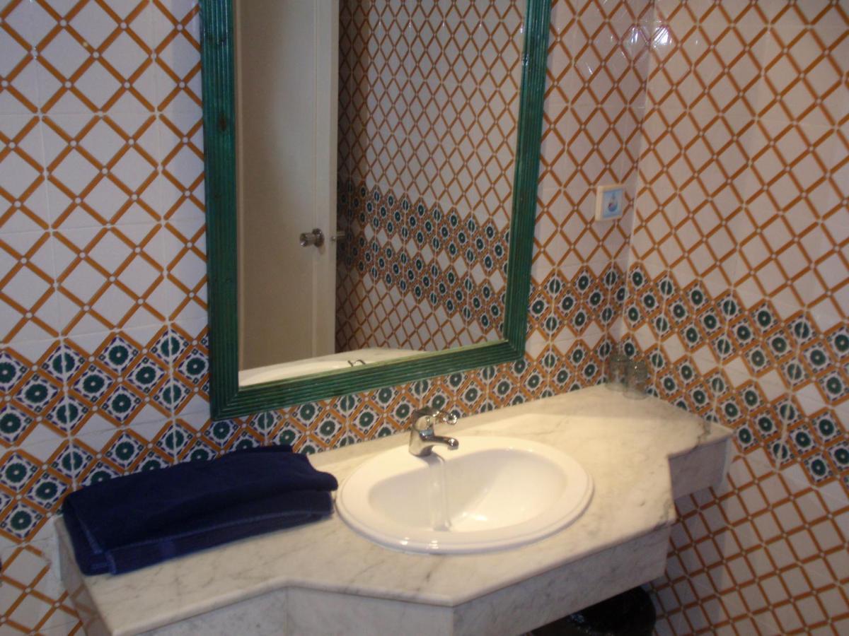 Hotel Mezri Монастир Экстерьер фото