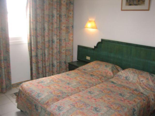Hotel Mezri Монастир Экстерьер фото