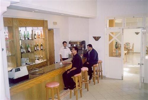 Hotel Mezri Монастир Экстерьер фото